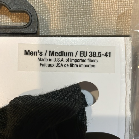 NWT Pearl Izumi Men’s Black Attack No Show Socks, Size Medium - Picture 3 of 5